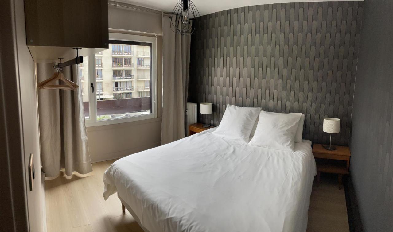 Appartement De Charme Au Pied De La Basilique Saint Remi 랭스 외부 사진