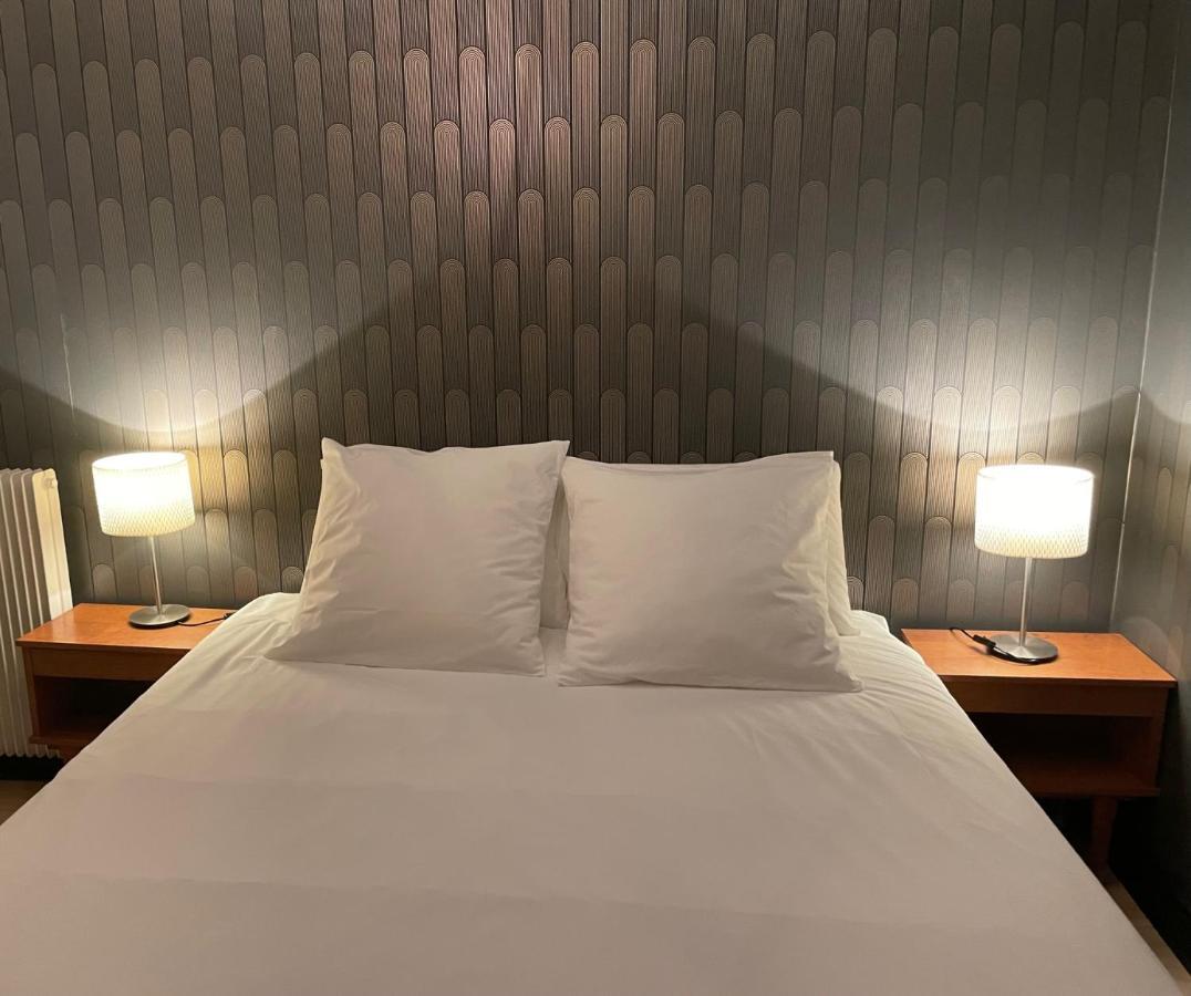 Appartement De Charme Au Pied De La Basilique Saint Remi 랭스 외부 사진